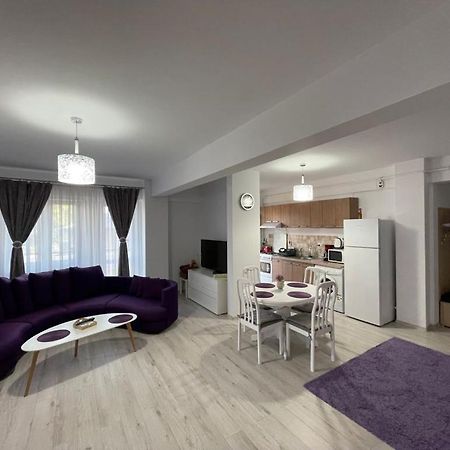 Deny'S Apartament กูรา ฮูมอรูลุย ภายนอก รูปภาพ