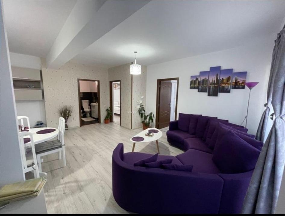 Deny'S Apartament กูรา ฮูมอรูลุย ภายนอก รูปภาพ