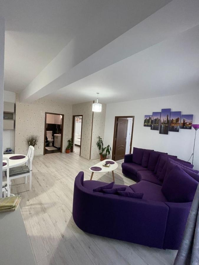 Deny'S Apartament กูรา ฮูมอรูลุย ภายนอก รูปภาพ